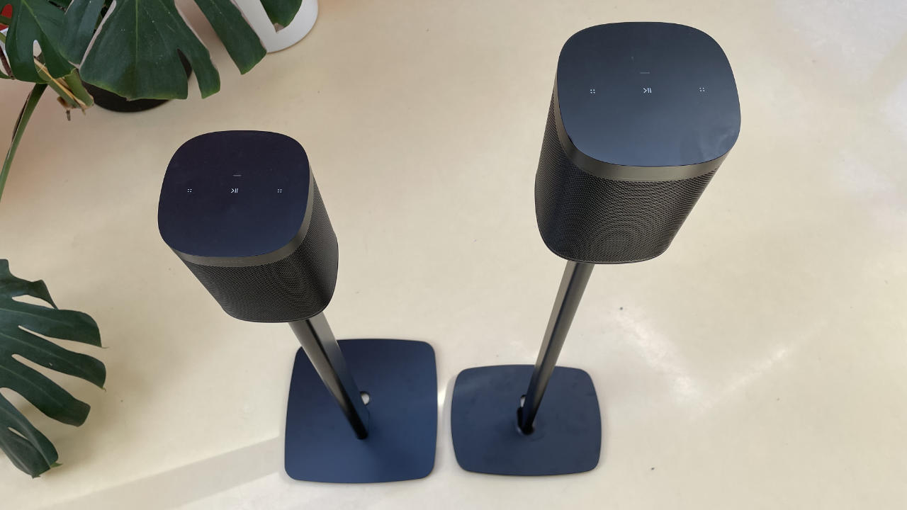 Flexson stand normal vs height-adjustable Sonos One